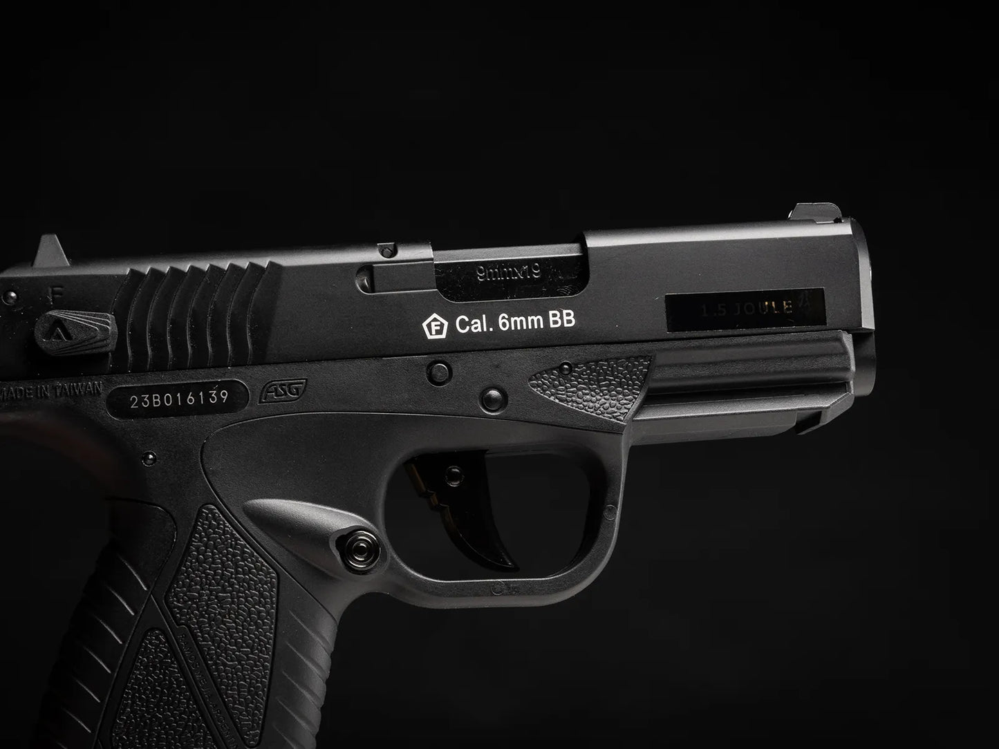 ASG BERSA BB9CC CO2 BLOWBACK 6mm BB AIRSOFT PISTOL